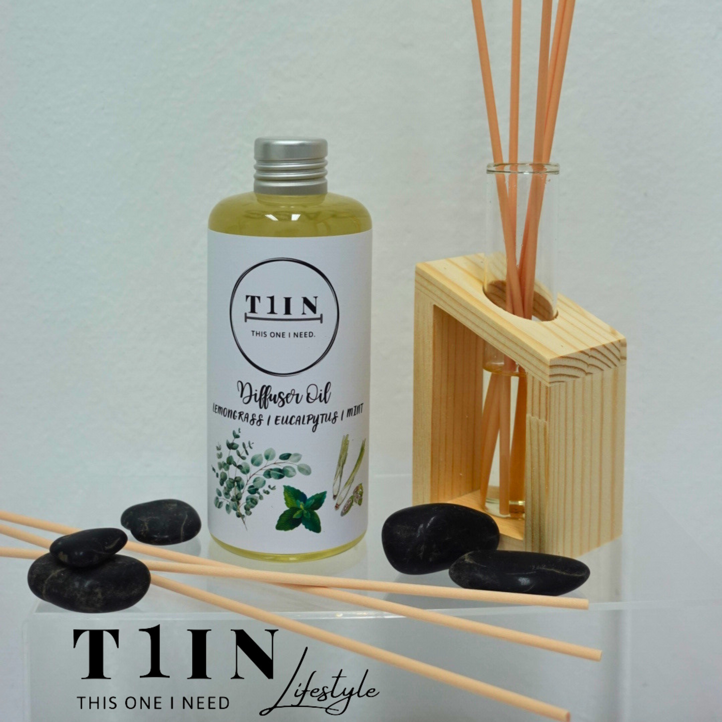 T1IN: 250mL Lemongrass Eucalyptus Mint Diffuser Oil w Reed Diffusers